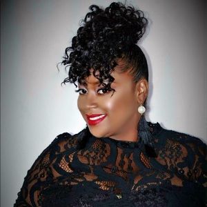 Meet your Posher, Sherrie